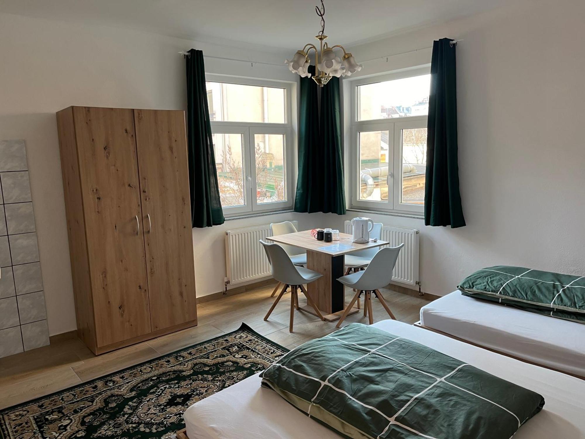Traveler Lodging Vienne Extérieur photo